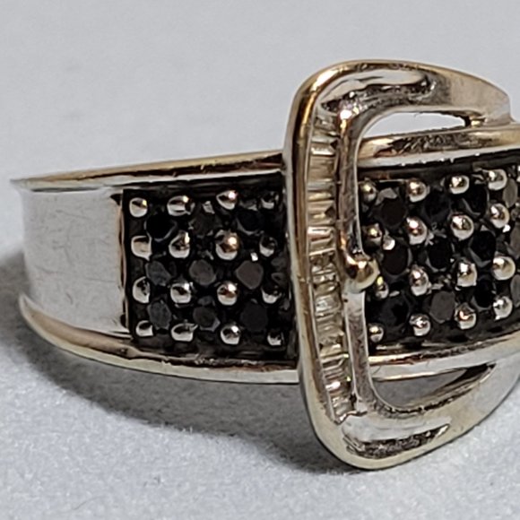 ๐ 14K White Gold Buckle Ring w/Diamonds - Picture 7 of 9